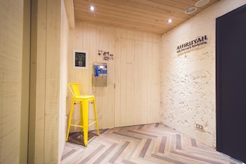 ahiruyah guest house in kaohsiung hostel