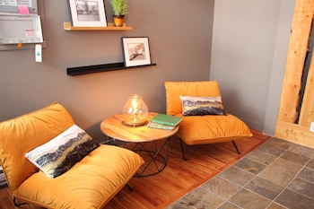 The Larix Hotel,Kimberley>>Cranbrook,3 star