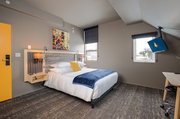The Larix Hotel,Kimberley>>Cranbrook,3 star