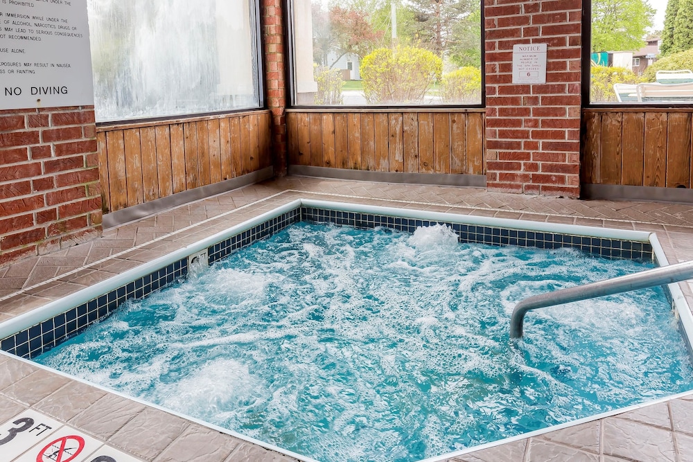 quality inn sycamore dekalb