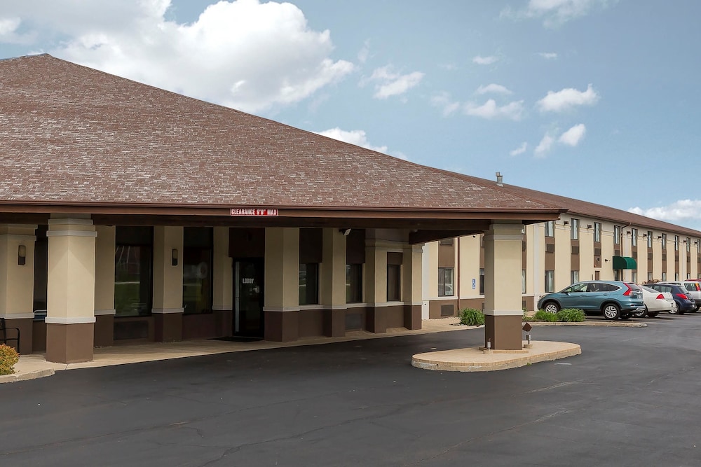quality inn sycamore dekalb