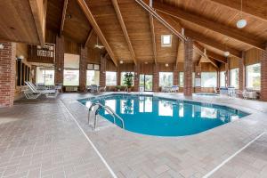 Quality Inn Sycamore - Dekalb,Dekalb>>Aurora,3 star