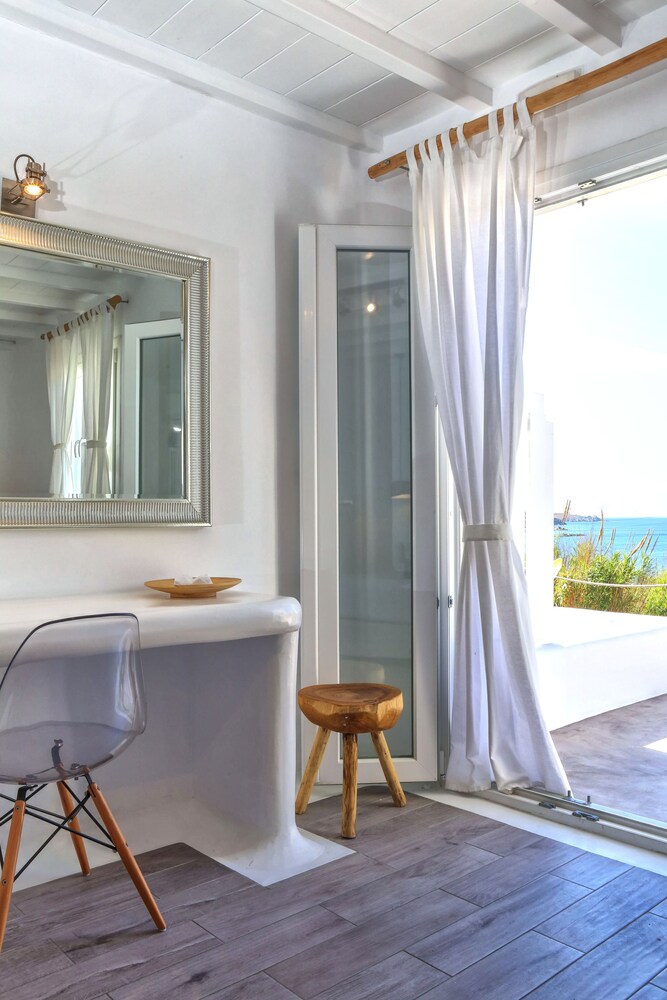 aelia mykonos