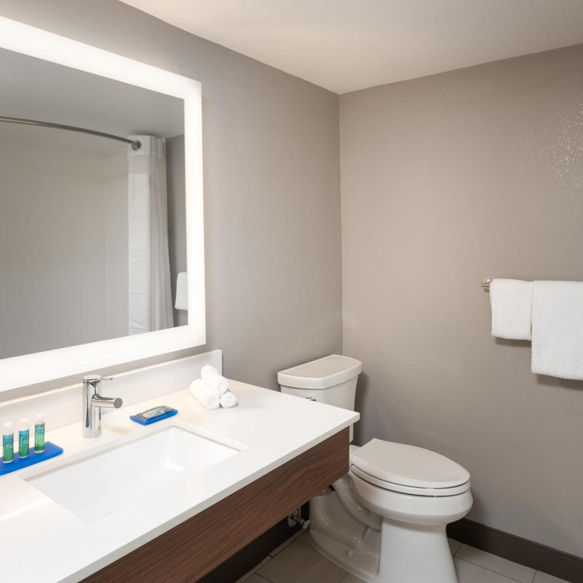 holiday inn express boca raton west by ihg
