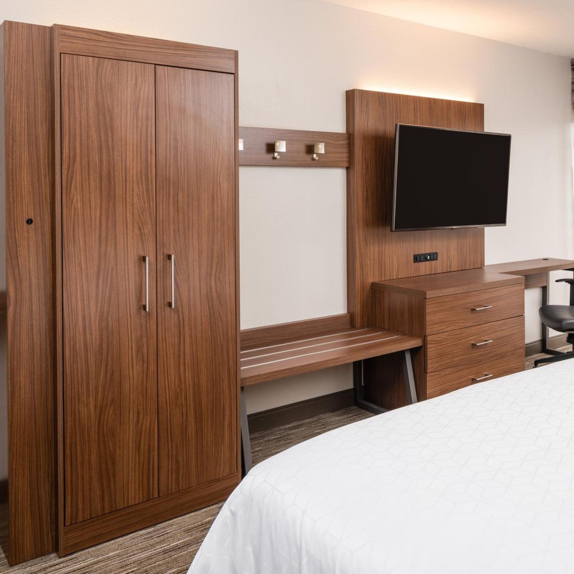 holiday inn express boca raton west by ihg