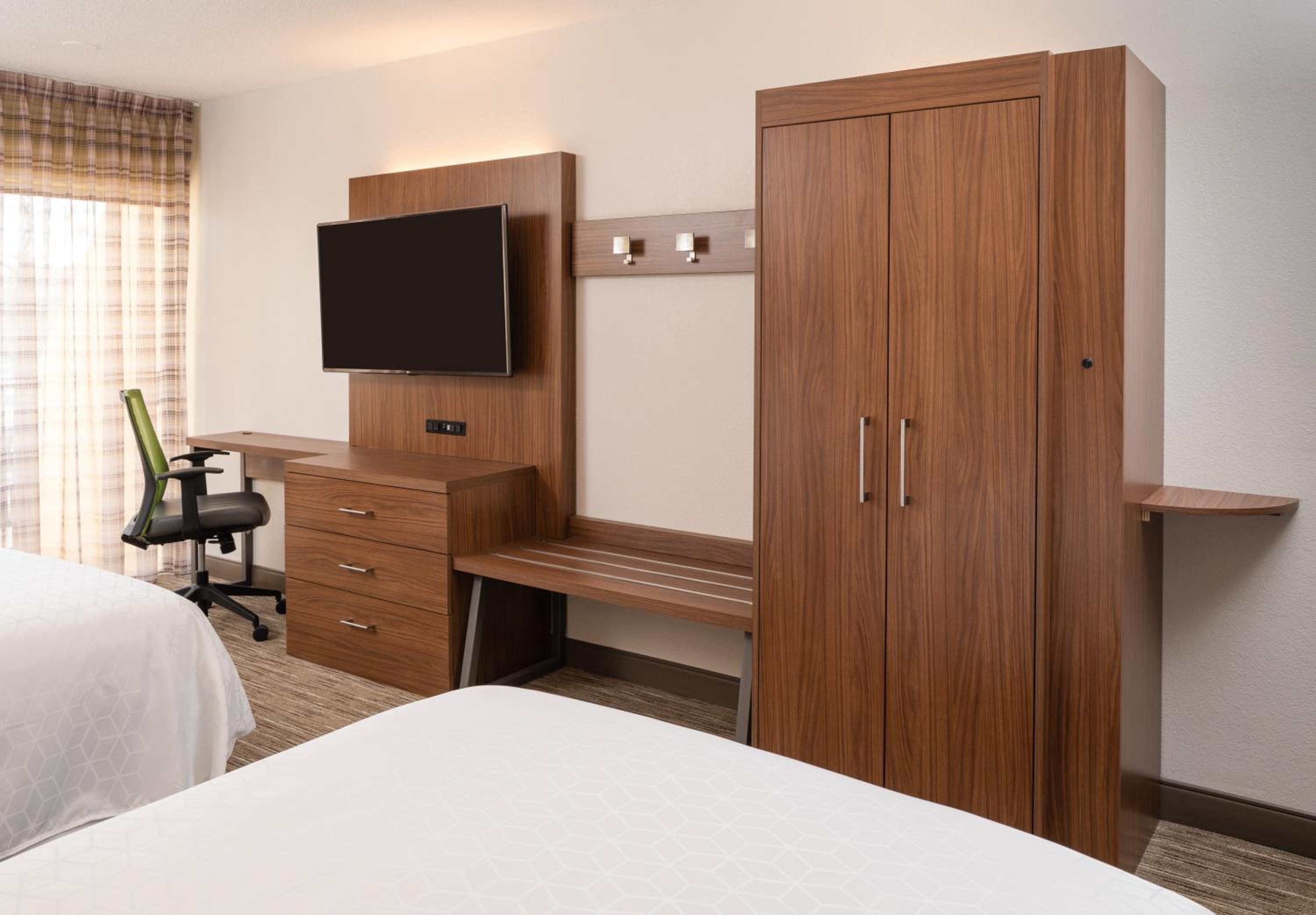 holiday inn express boca raton west by ihg