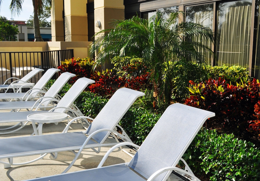 holiday inn express boca raton west by ihg