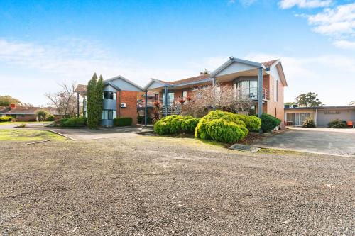 quality inn and suites traralgon