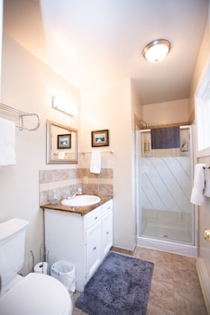 alpenrose bandb revelstoke