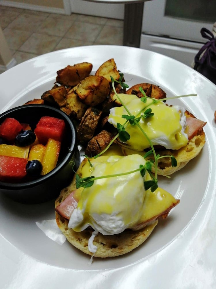 alpenrose bandb revelstoke