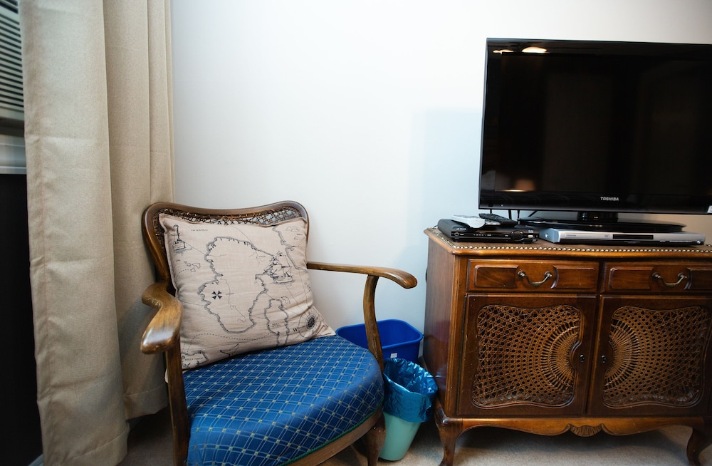 alpenrose bandb revelstoke