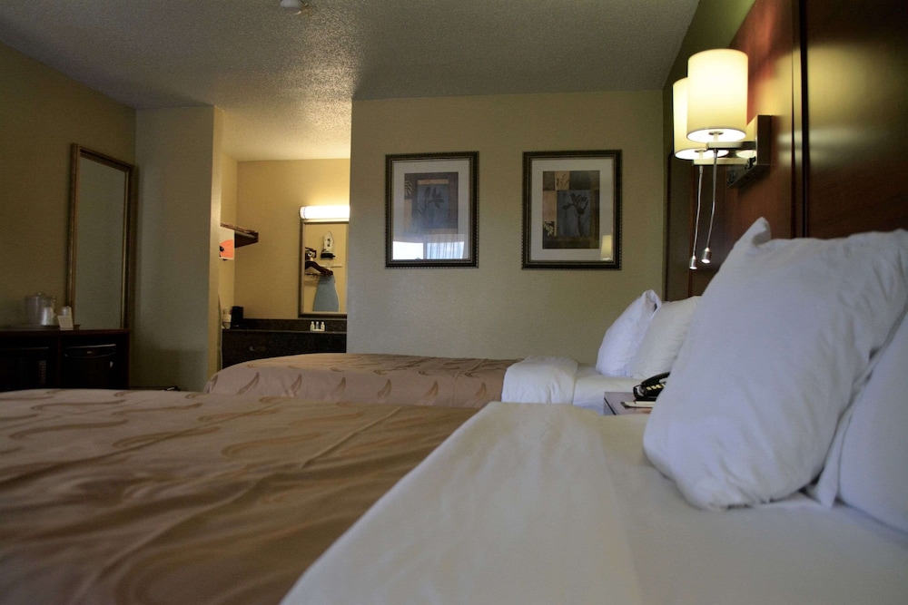 quality inn midtown