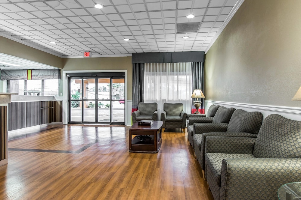 quality inn midtown