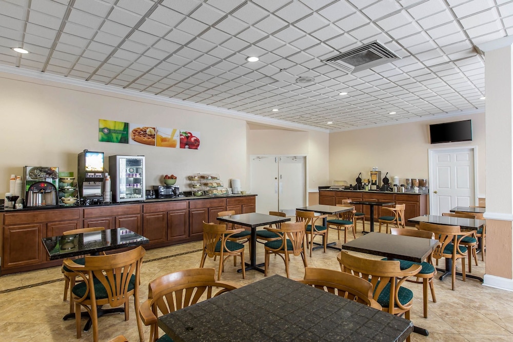 quality inn midtown