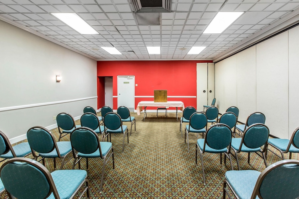 quality inn midtown
