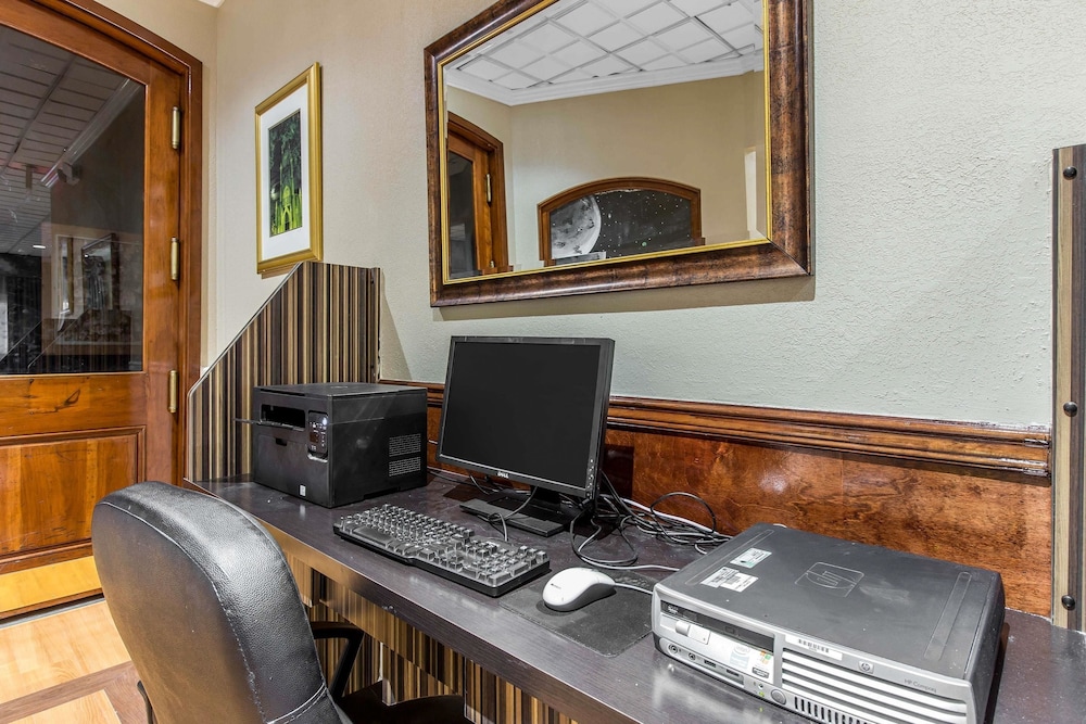 quality inn midtown