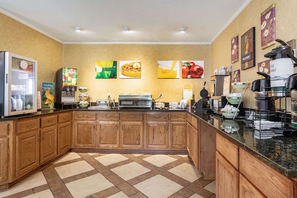 quality inn rome south