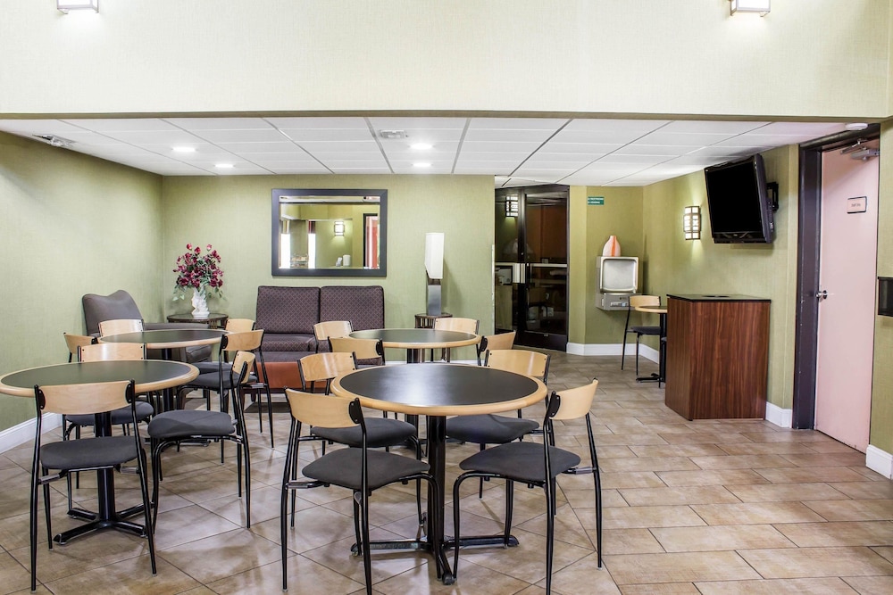 quality inn selma smithfield