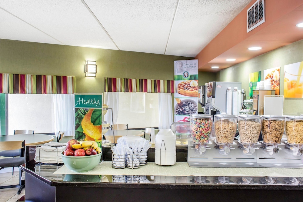 quality inn selma smithfield