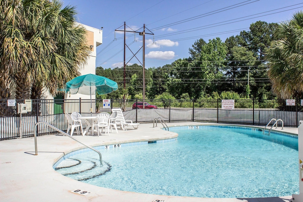 quality inn selma smithfield