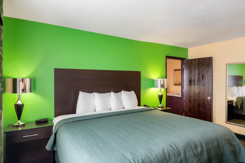 quality inn siloam springs west