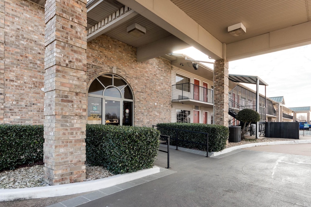 quality inn siloam springs west