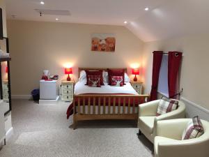The Village Inn And Kirtle House B&B,Dumfries And Galloway>>Dumfries,3 star
