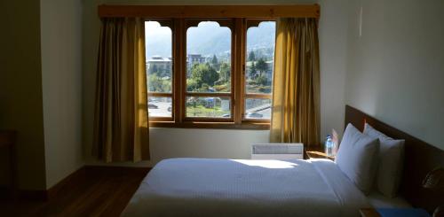 Hotel Amodhara,,3 star