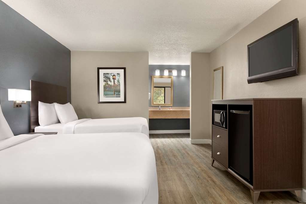 baymont by wyndham wilmington