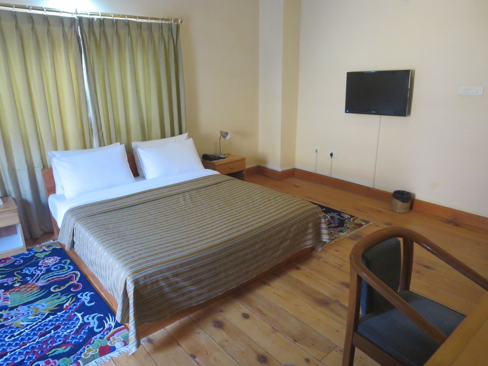 hotel pema karpo