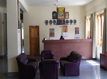 hotel pema karpo