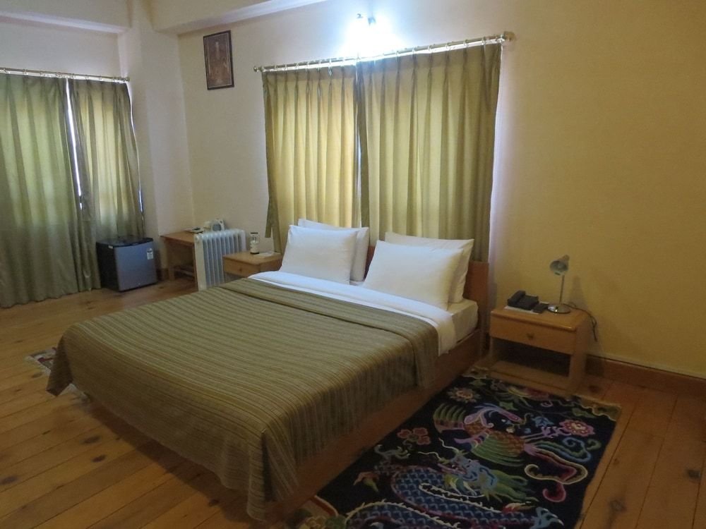 hotel pema karpo