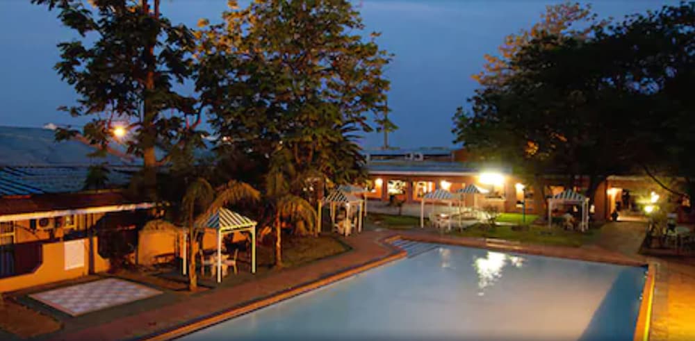 oasis motel