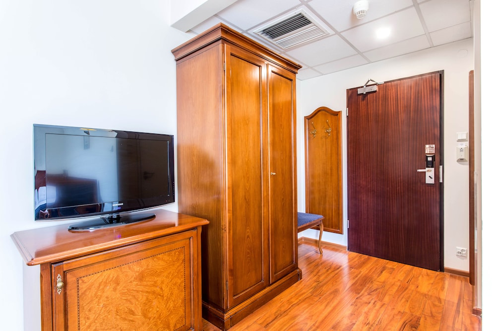 Qubus Hotel Wroclaw,Stare Miasto>>Bielany Wroclawskie,4 star