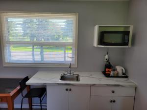 knights inn cobourg