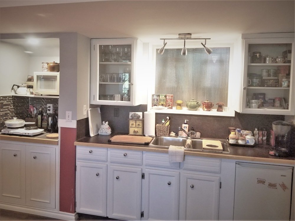 Along River Ridge,Alberta>>Calgary,4 star