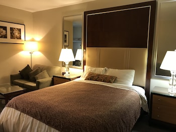 cardinal court motel