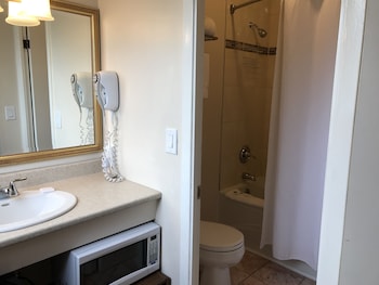 cardinal court motel