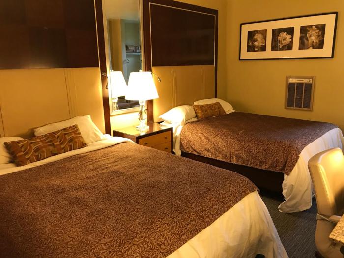 cardinal court motel