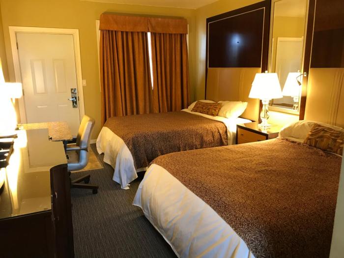 cardinal court motel