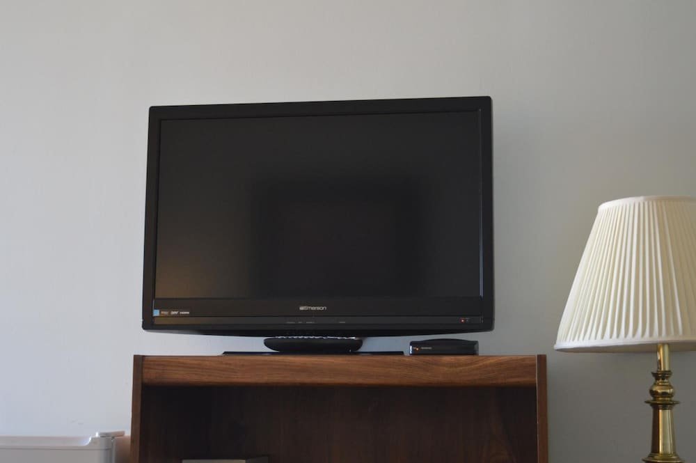 Circle 5 Motel,Didsbury>>Calgary,2 star