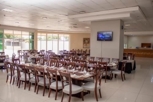 tlotlo hotel and conference center