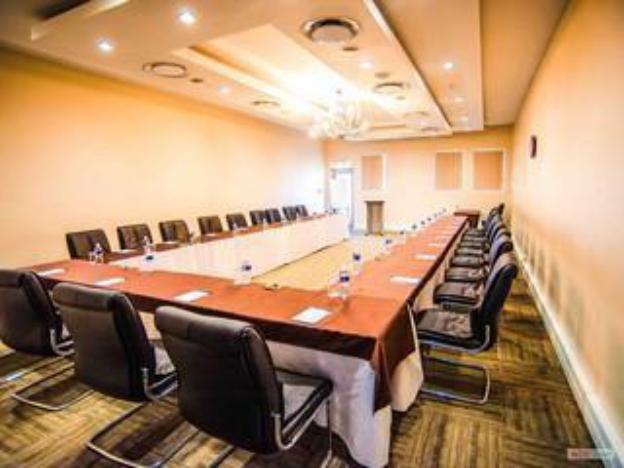 tlotlo hotel and conference center