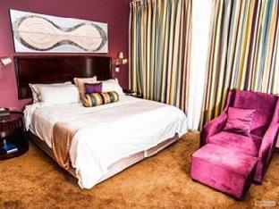 tlotlo hotel and conference center