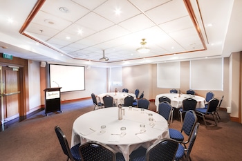 rydges darling square apartment hotel