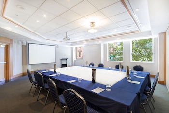 rydges darling square apartment hotel