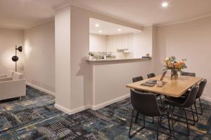rydges darling square apartment hotel