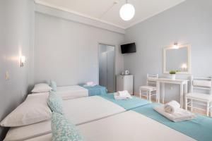 bella vista beach hotel and studios