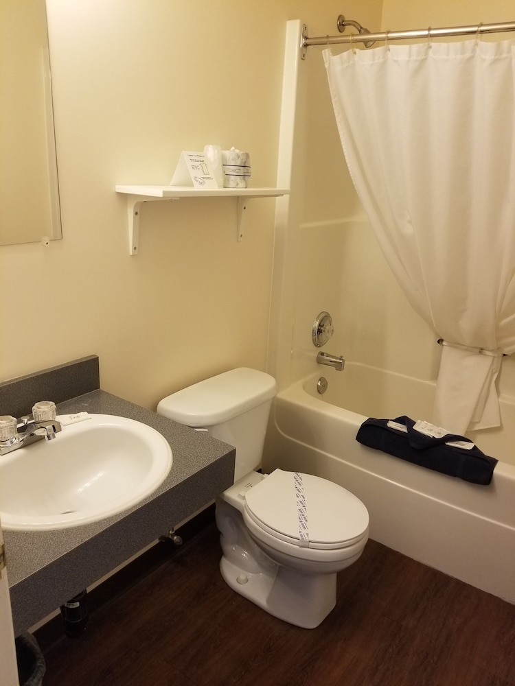 canadas best value inn fort st john