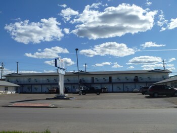 canadas best value inn fort st john